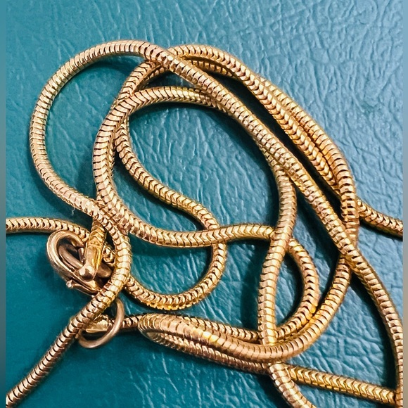 Liz Claiborne 32” long vintage snake chain necklace with round discs - Picture 5 of 5